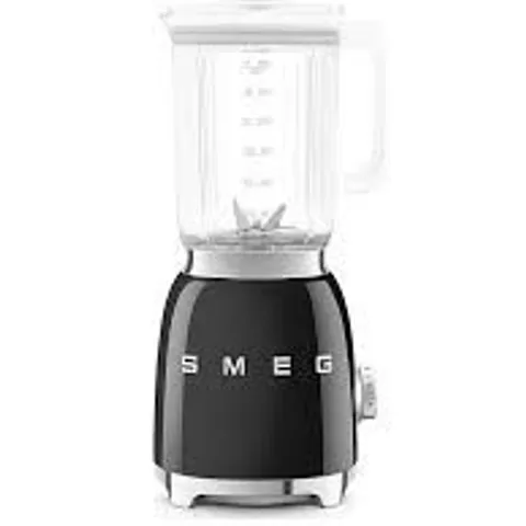 BOXED SMEG BLENDER BLF03