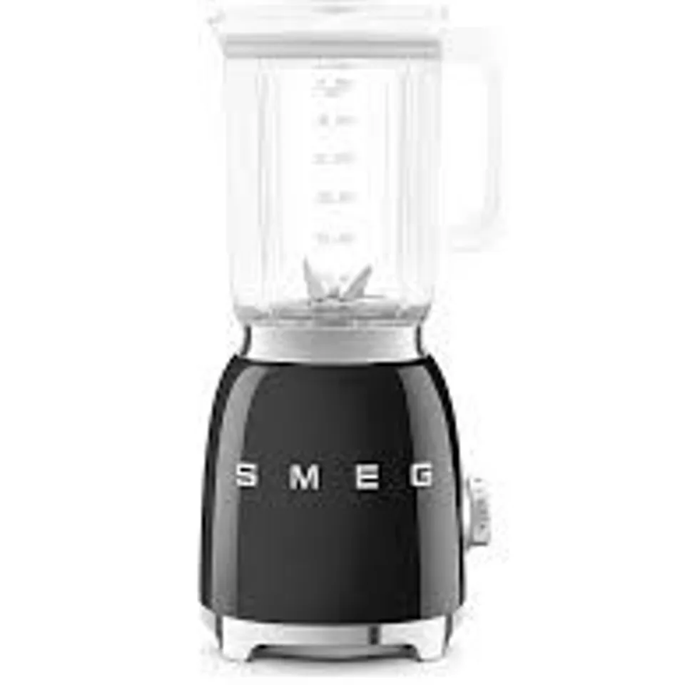 BOXED SMEG BLENDER BLF03