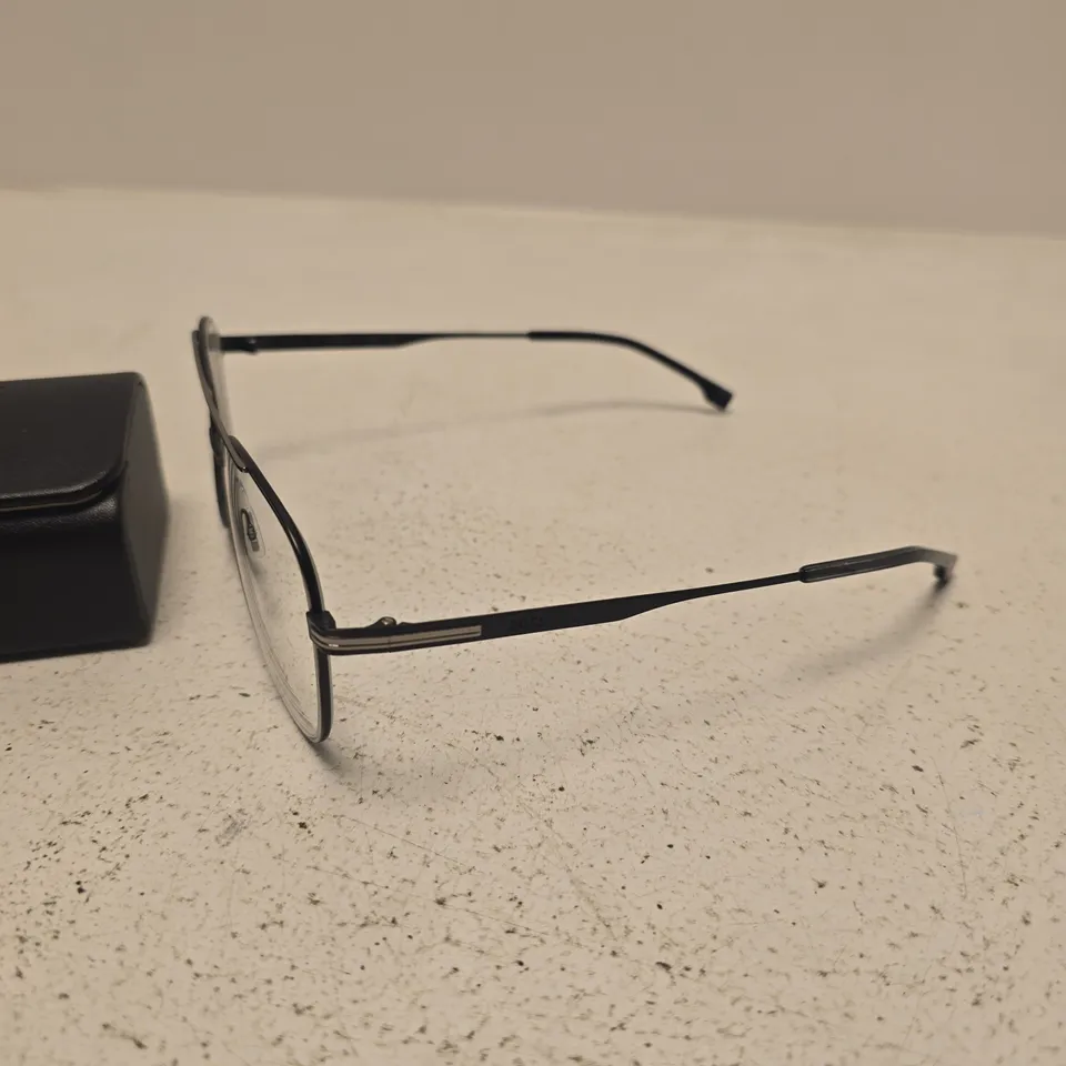 HUGO BOSS EYEWEAR – METAL FRAME READING GLASSES WITH CASE 