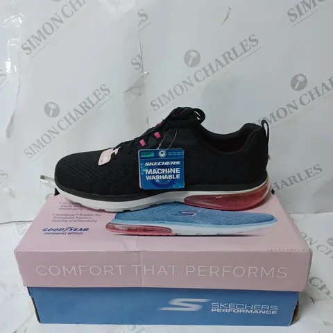 NAVY ULTRA GO SKETCHERS TRAINER SIZE UK 5