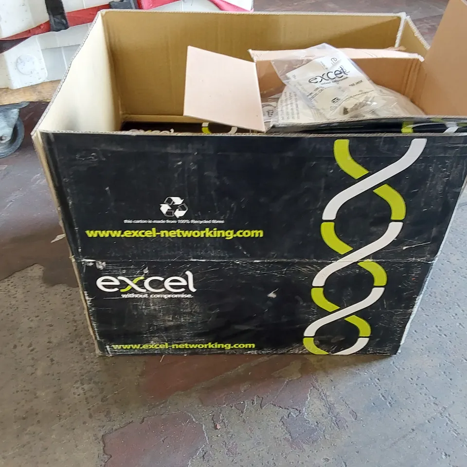 BOX OF APPROXIMATELY 400x BAGGED EXCEL CAT5e SCREENED TOOLLESS JACKS