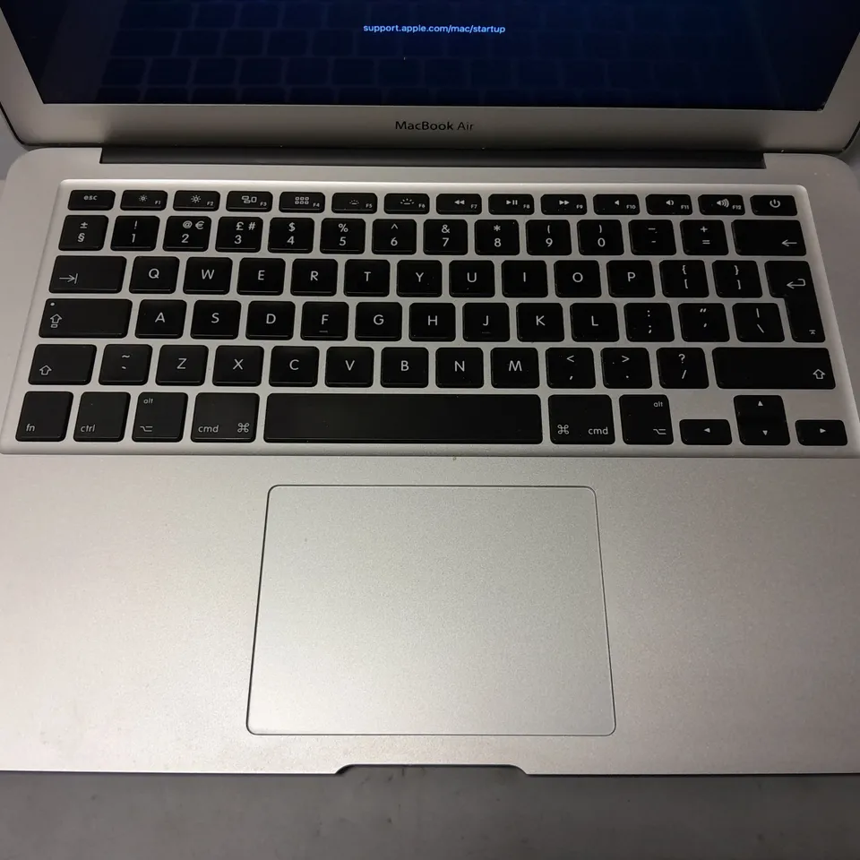 APPLE MACBOOK AIR - A1466