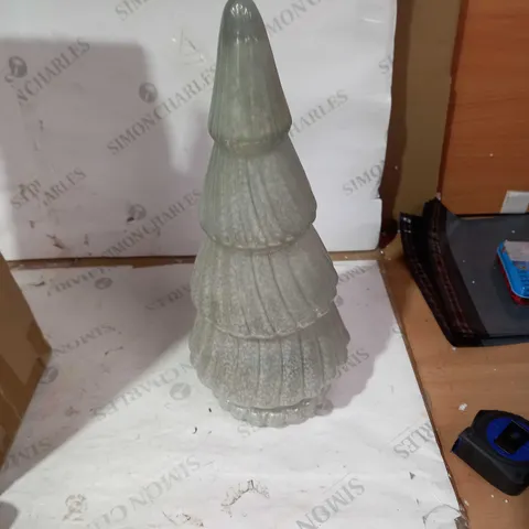 GREEN GLASS LAMP
