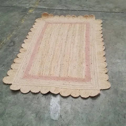 QUALITY DESIGNER AREA RUG - APPROXIMATELY 180X120CM