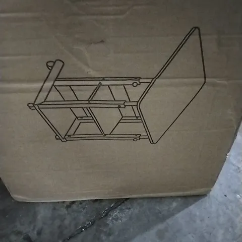 BOXED COMPUTER TABLE