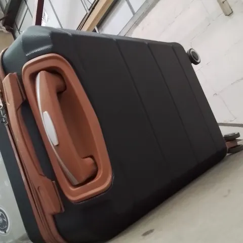LUGG TRAVEL CABIN BAG