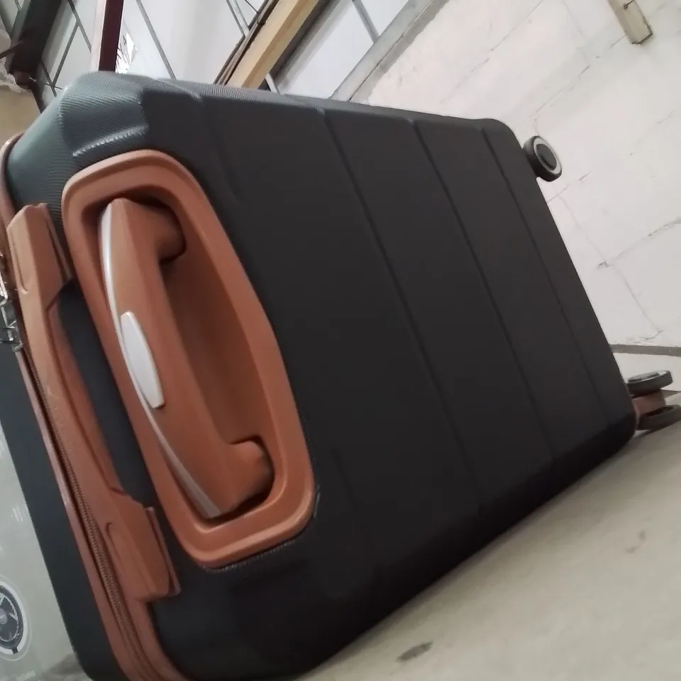 LUGG TRAVEL CABIN BAG 
