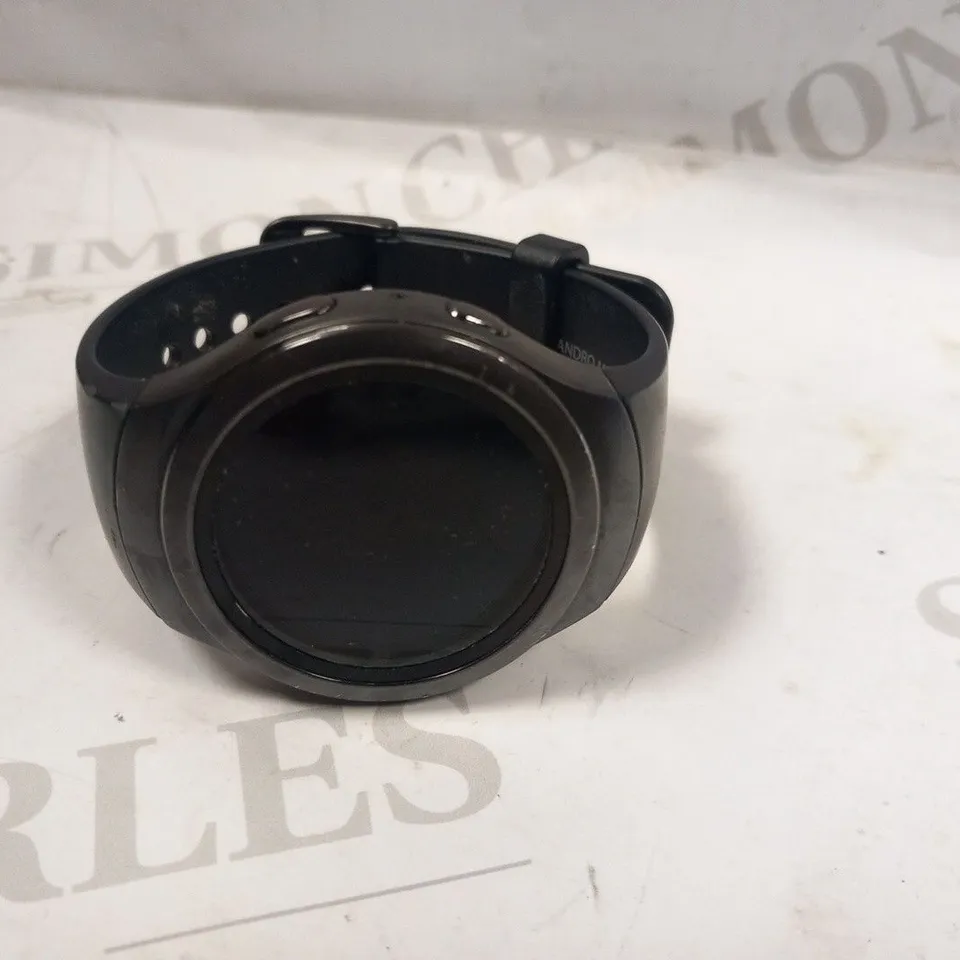 SAMSUNG GEAR S2 SMART WATCH