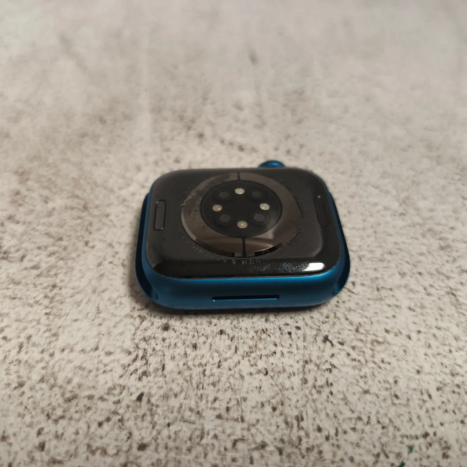 APPLE WATCH SERIES 7