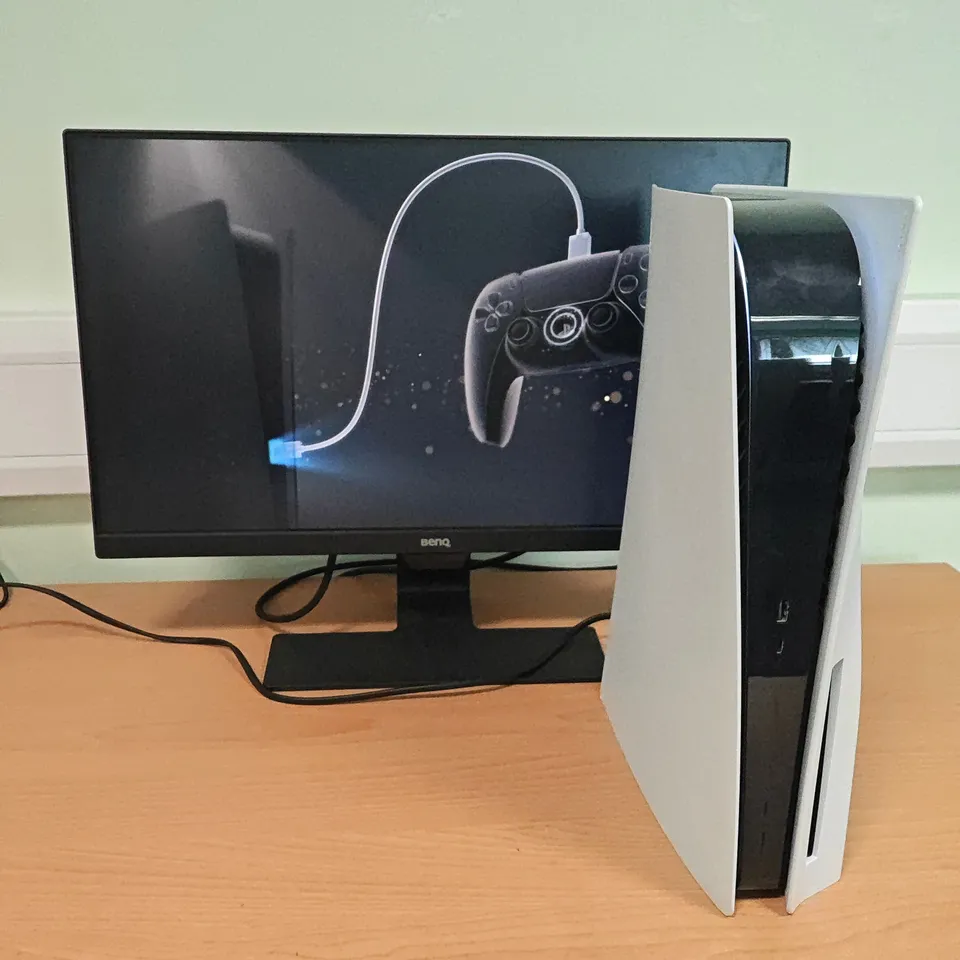 UNBOXED PLAYSTATION 5 DISC EDITION CONSOLE - CF-1116A