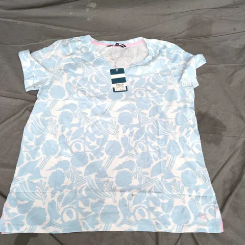 CREW CLOTHING COMPANY WOMEN'S NOTCH NECK TEE – FLORAL PRINT, SIZE 16