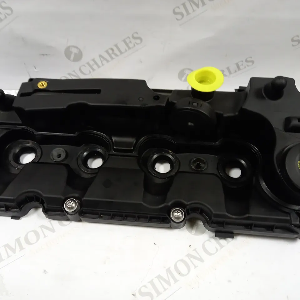 VW ENGINE CYLINDER HEAD COVER - VEHICLE MODEL UNSPECIFIED  