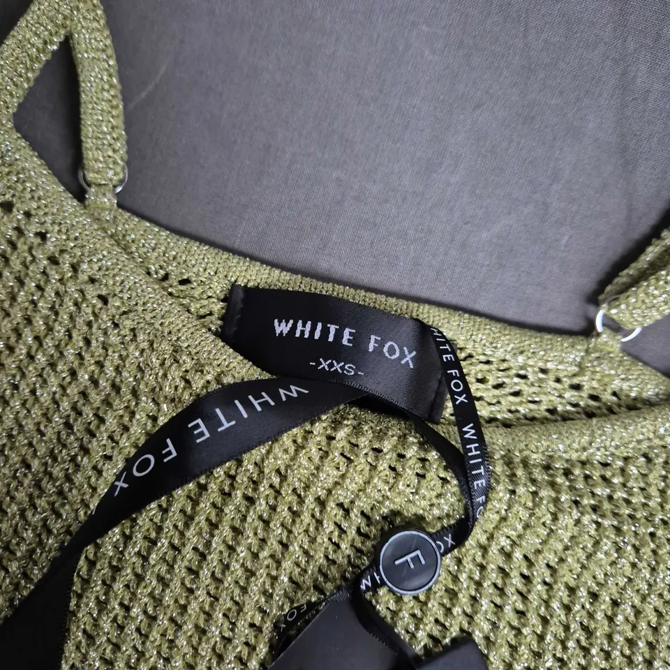 WHITE FOX BOUTIQUE KEEPING ME AWAKE KNIT MINI DRESS – GOLD/OLIVE, UK 4 (XXS)