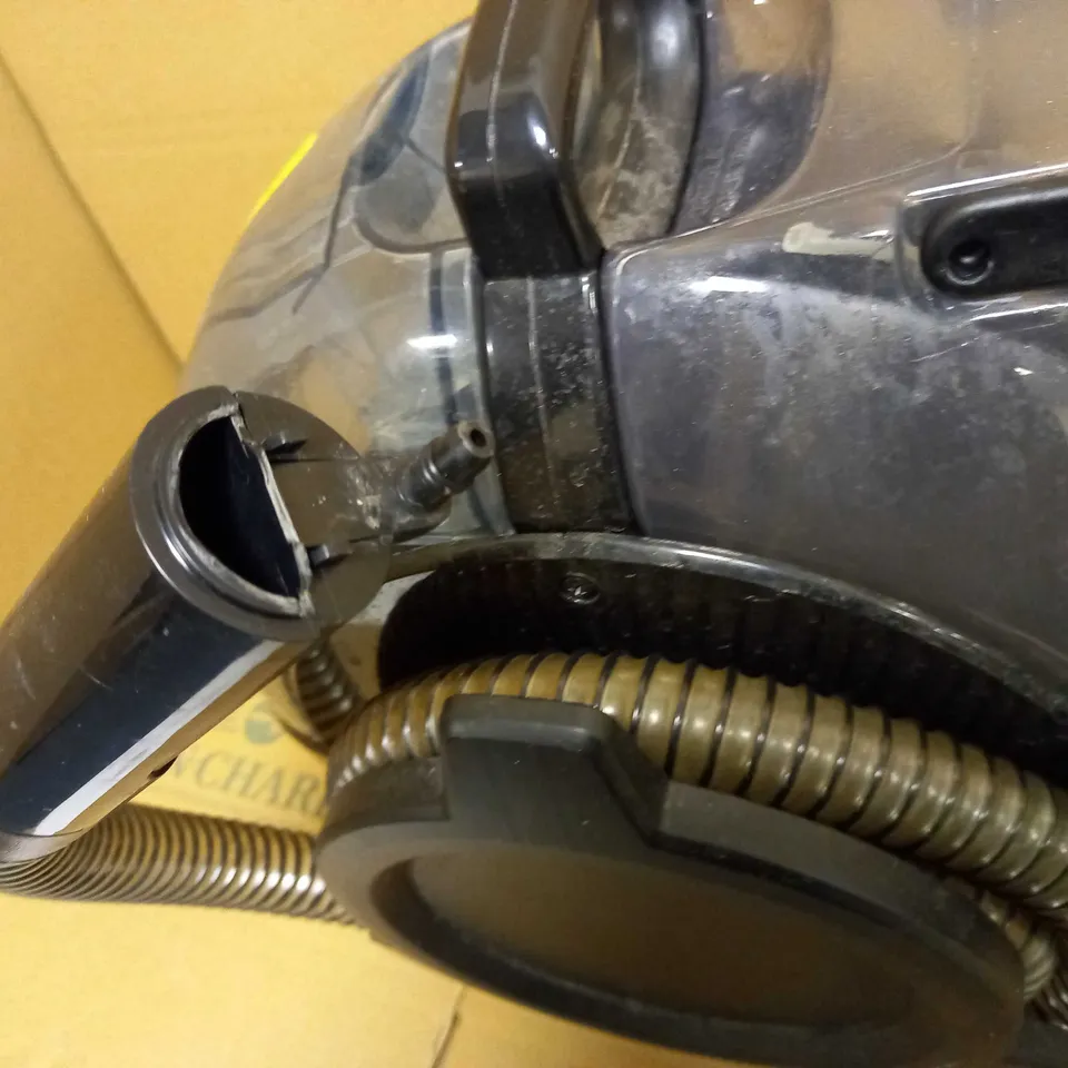 BISSELL SPOT CLEAN PRO PORTABLE CARPET WASHER 