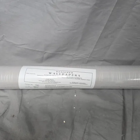 DESIGNER WALLPAPERS β ONE BOLT, PATTERN NO. 7063, 9.5M ROLL, ACRYLIC COATED