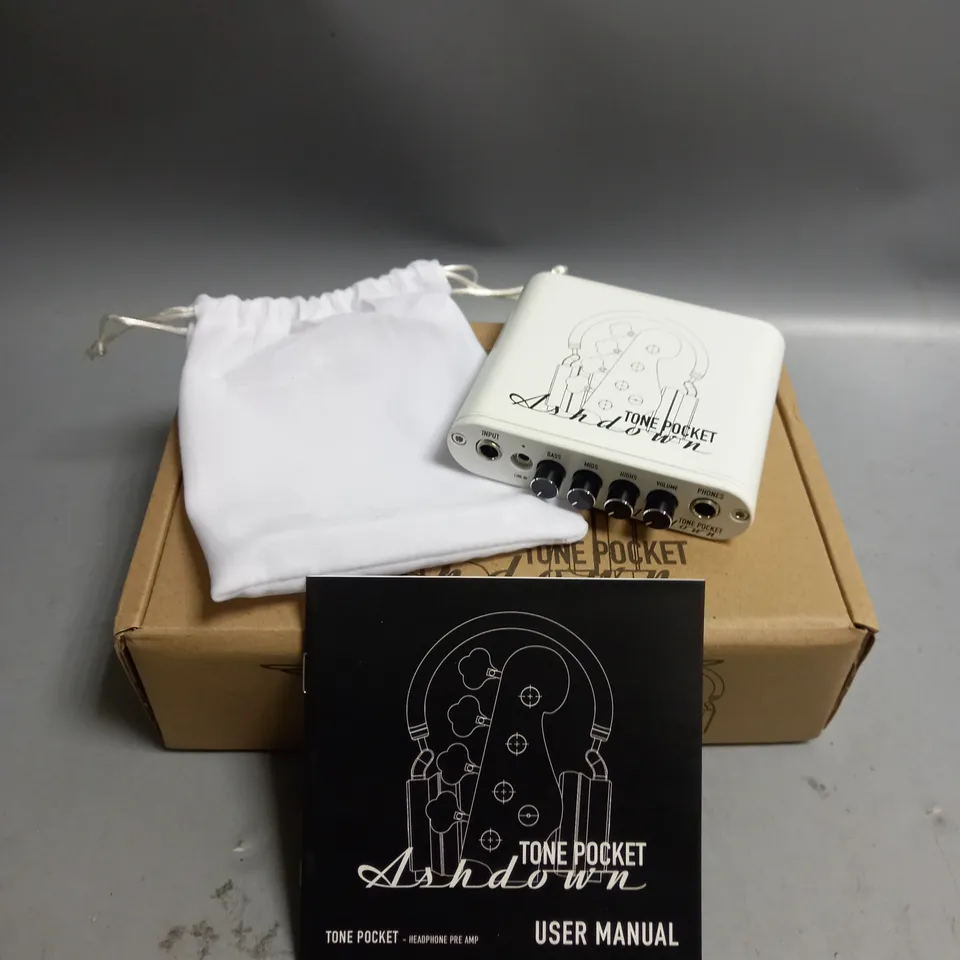 BOXED ASHDOWN ENGINEERING TONE POCKET HEADPHONE PRE-AMP