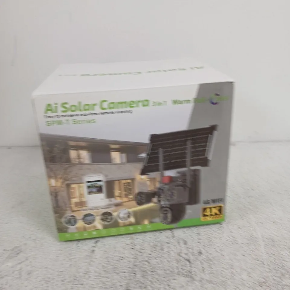 AI SOLAR CAMERA 3-IN-1 OUTDOOR SECURITY CAMERA – BOXED (MODEL T67)