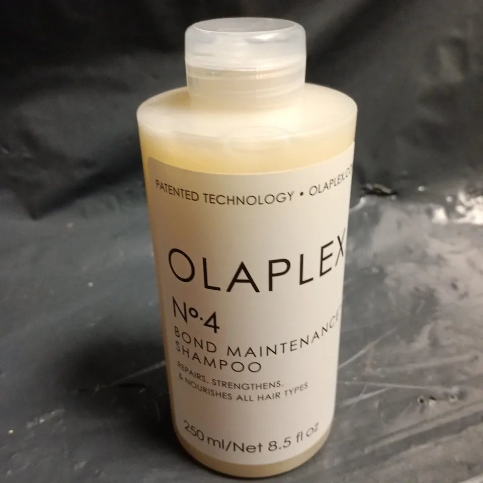 OLAPLEX NO4 BOND MAINTENANCE SHAMPOO - 250ML