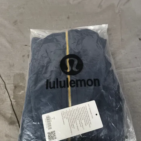  BAGGED LULULEMON NAVY ZIP-UP JACKET -SIZE 2 