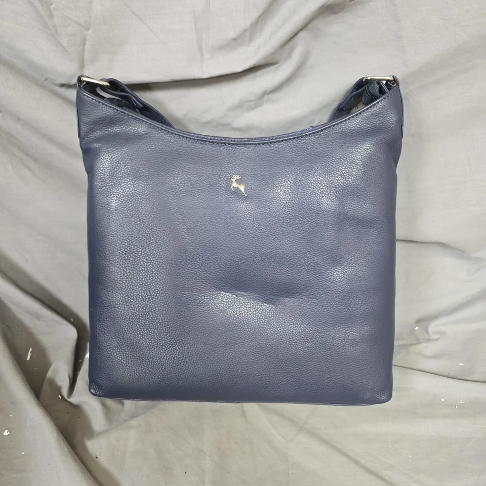 BLUE PEBBLE-GRAIN LEATHER SHOULDER BAG