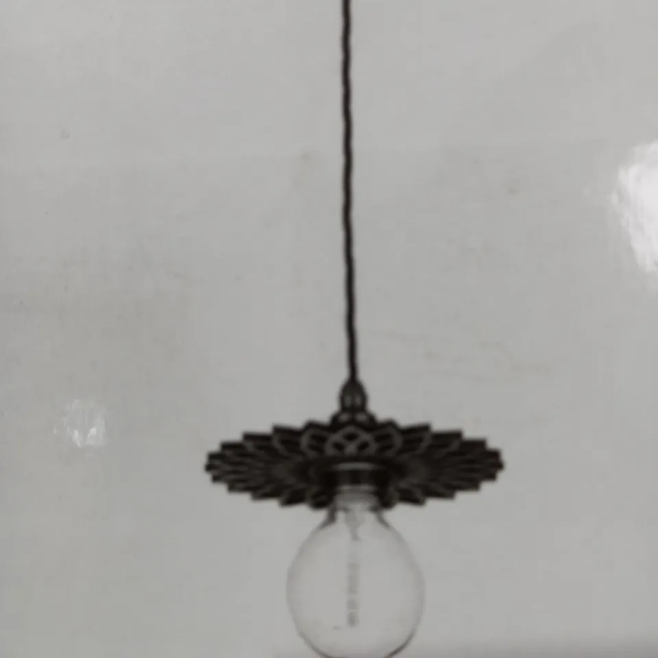 PEGASUS EASY FIT WOODEN PENDANT SMALL