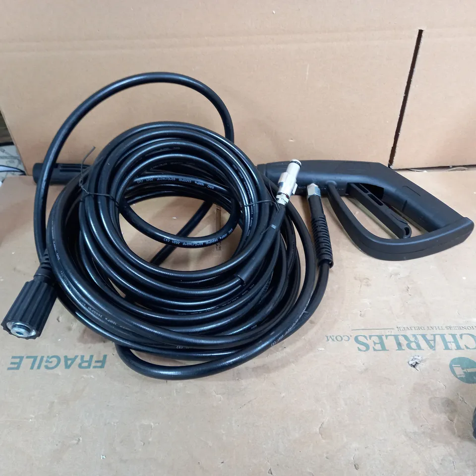 WOLF SUPER BLASTER PRESSURE WASHER YELLOW 