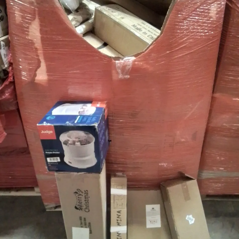 PALLET CONTAINING VARIOUS ASSORTED BOXED HOUSEHOLD ITEMS TO INCLUDE: CHRISTMAS TREES, ELECTRIC POTATO PEELER,  TV WALL MOUNTS AND LOTS MORE UNMARKED BOXED ITEMS 