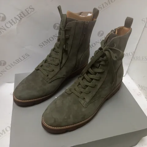 BOXED OLIVE BOOTS LACED - SIZE 6