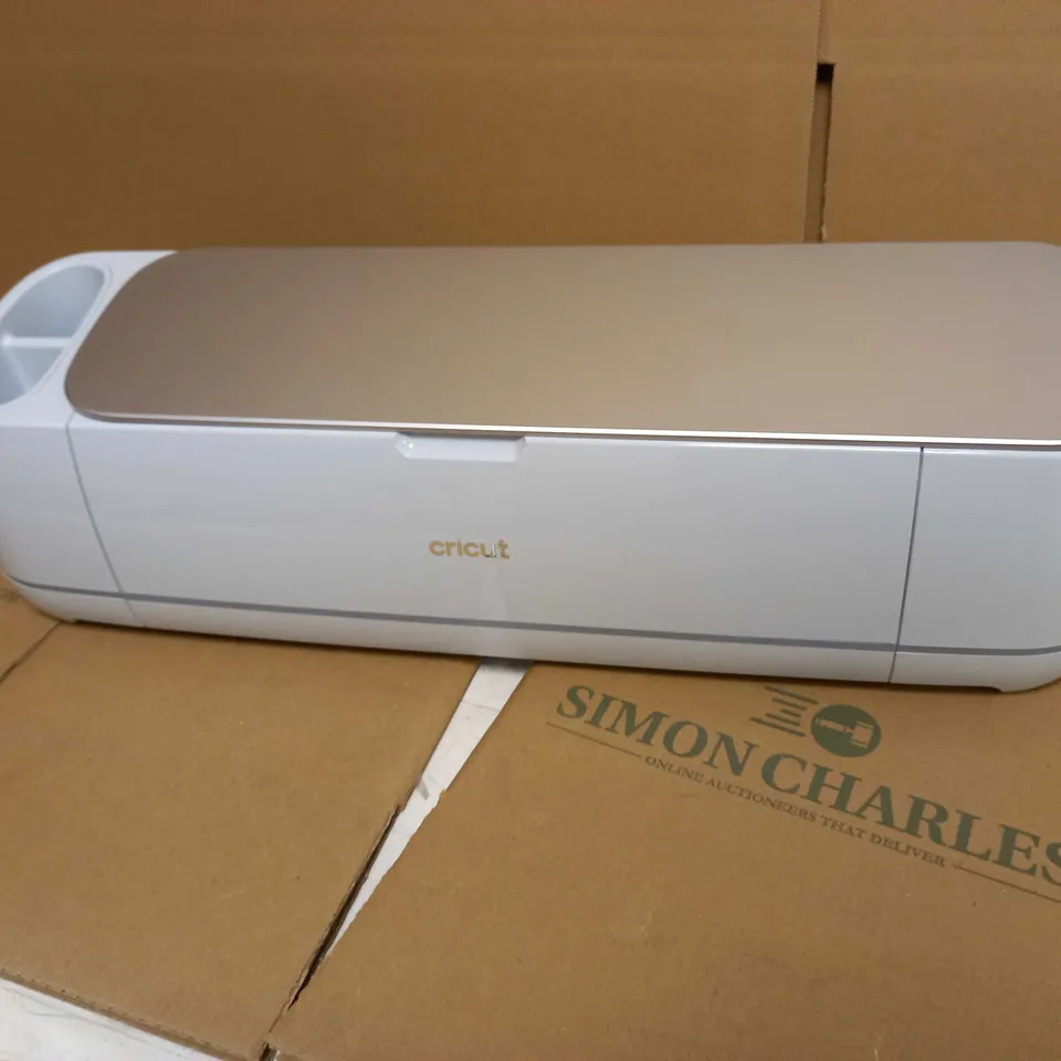 CRICUT MAKER 3 