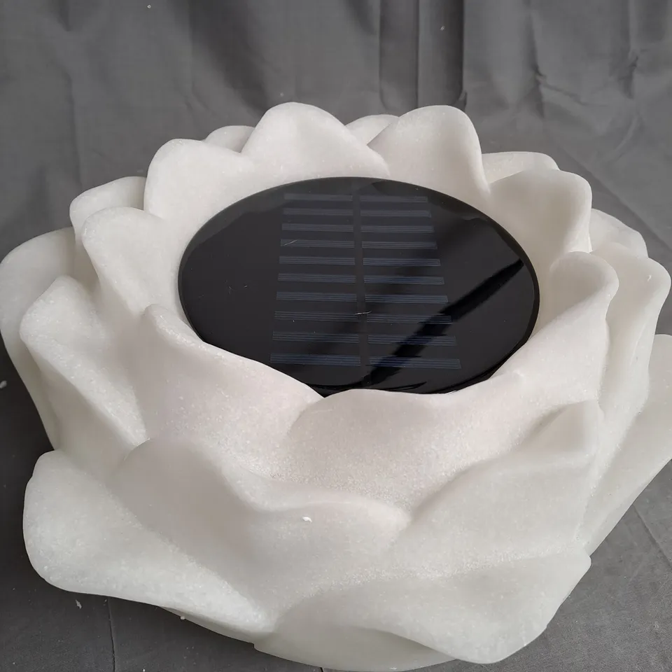 BOXED MY GARDEN STORIES LARGE LED LOTUS LIGHT