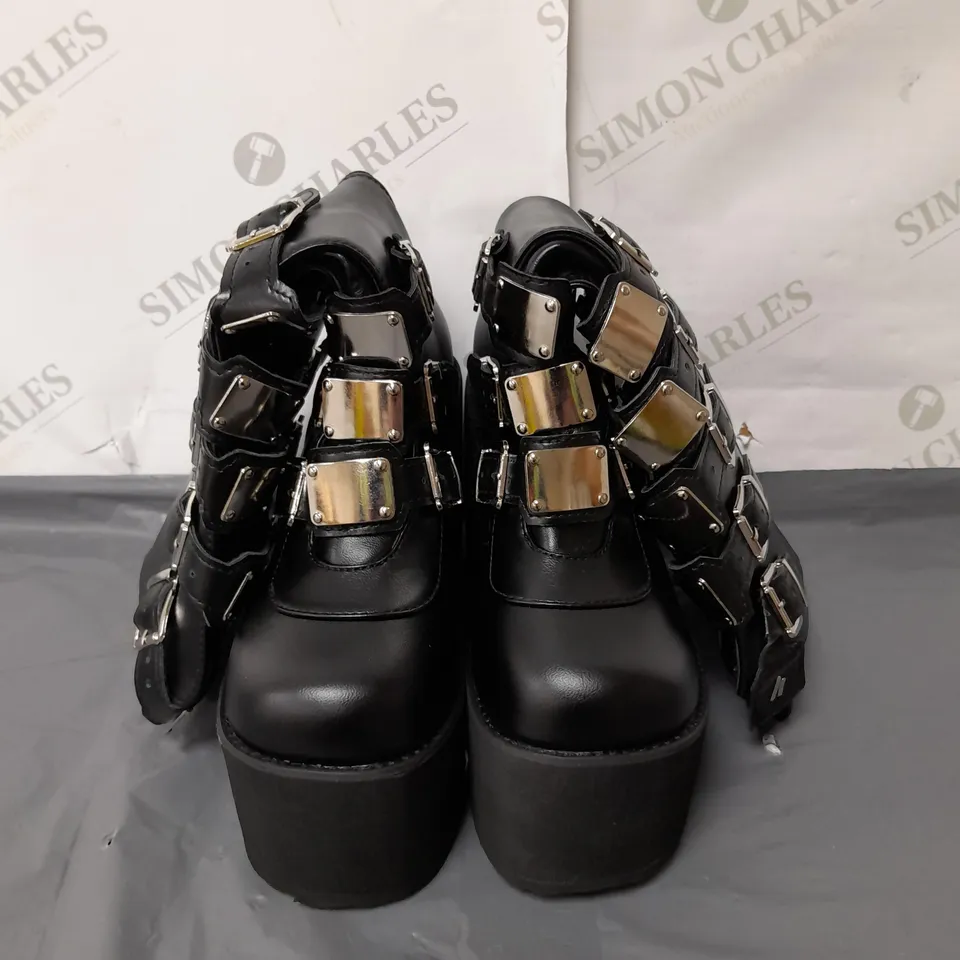 UNBRANDED LADIES KNEE HIGH BLACK BUCKLE WEDGE BOOTS SIZE EU 37