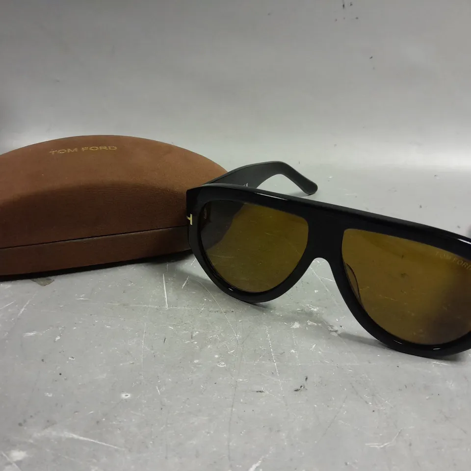 TOM FORD BRONSON FT1044 SUNGLASSES 