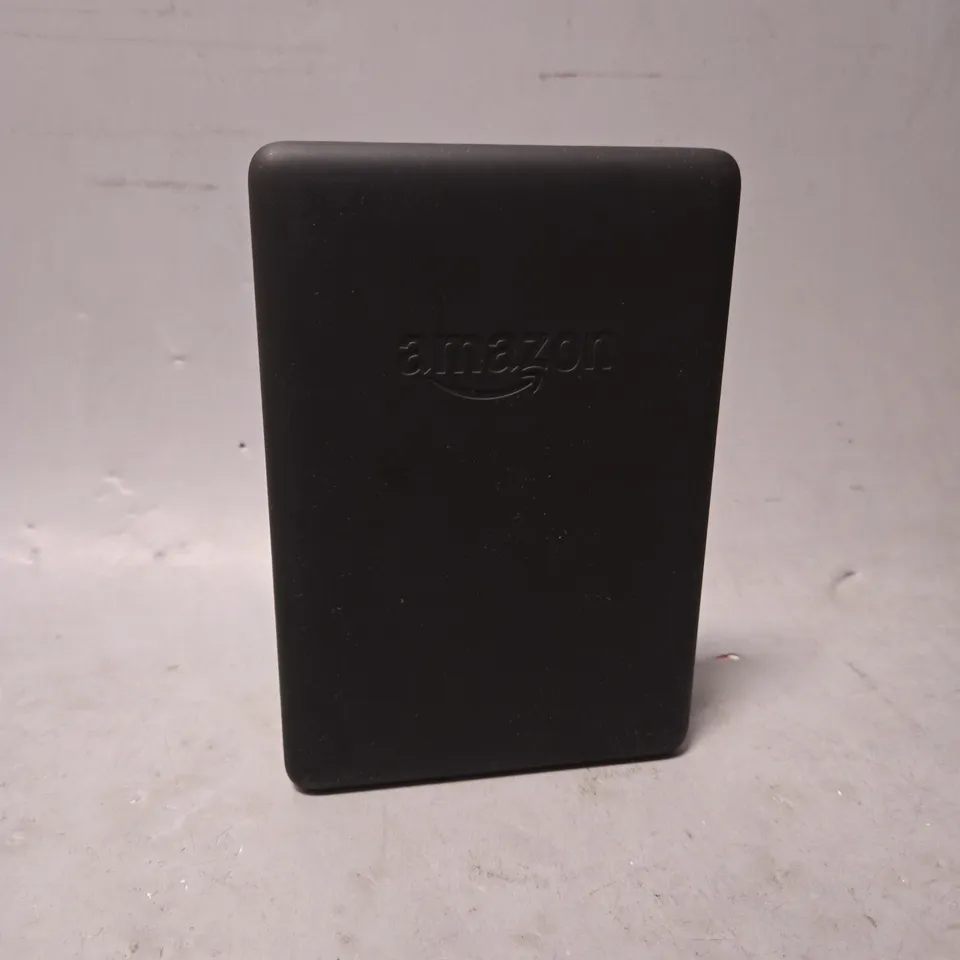 AMAZON KINDLE E-READER