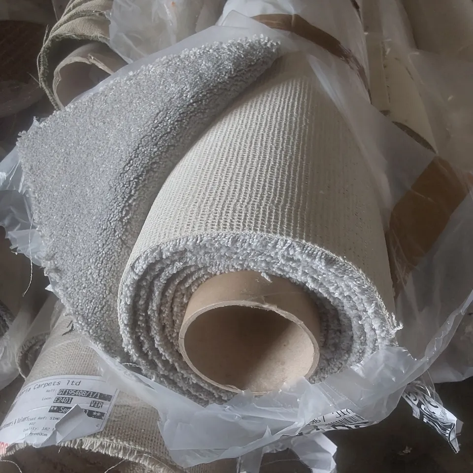 ROLL OF QUALITY EC FREEDOM XTRA FLINT CARPET // SIZE: APPROX 5 X 3.81m