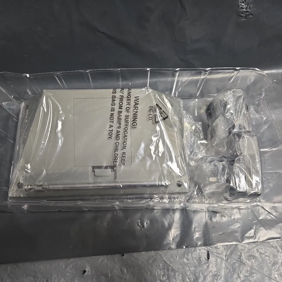 BOXED MAJORITY HISTON PORTABLE DAB+ RADIO & ALARM CLOCK