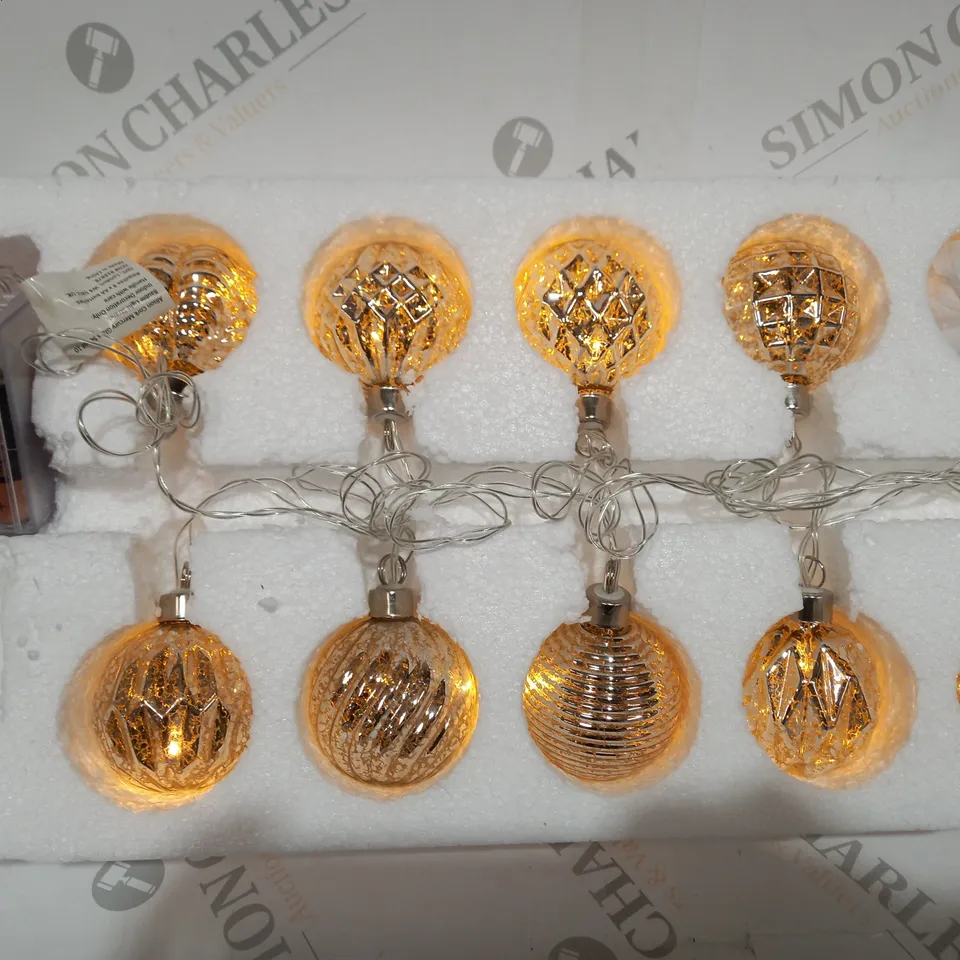 SILVER CHRISTMAS BAUBLE DECORATION LIGHTS 