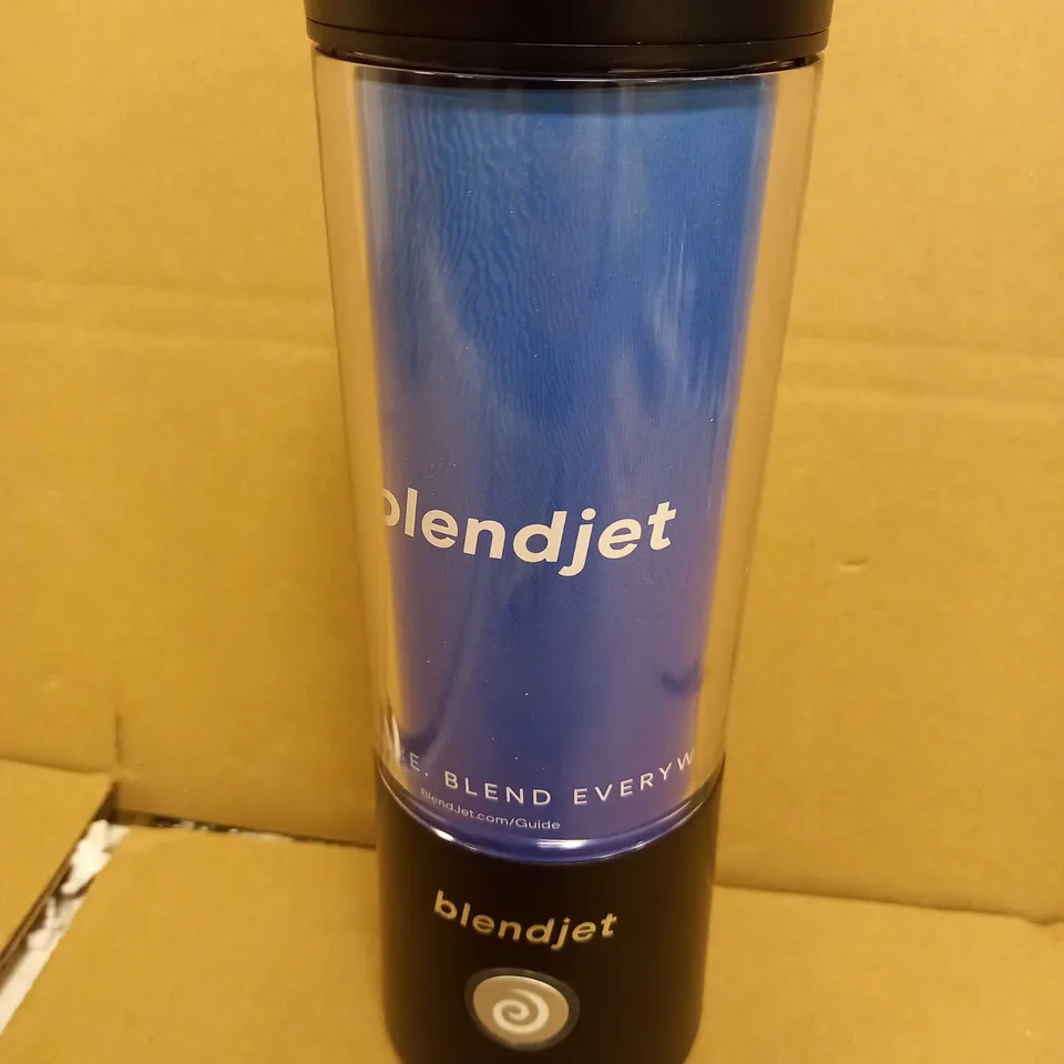 BLENDJET PORTABLE BLENDER