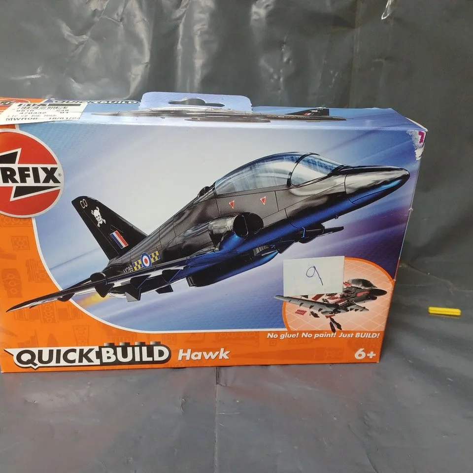 AIR FIX QUICK BUILD HAWK