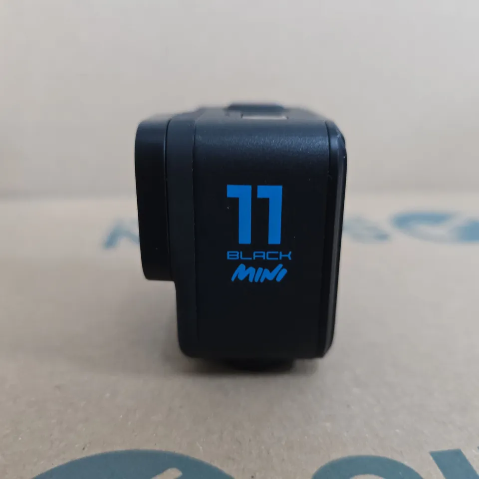 GOPRO HERO11 BLACK MINI ACTION CAMERA 