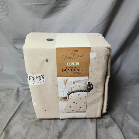 AT HOME WITH STACEY SOLOMON PIPED EDGE DUVET SET - DOUBLE