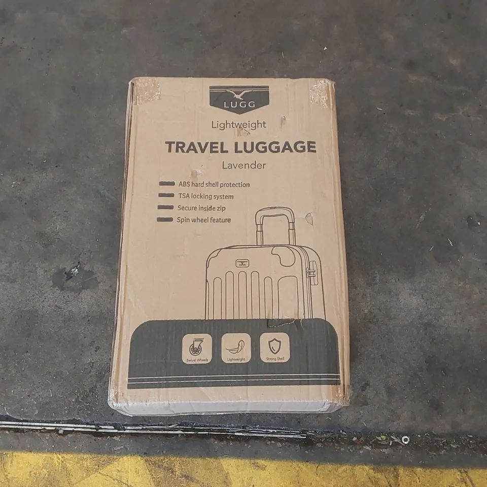 BOXED LUGG LIGHTWEIGHT TRAVEL SUITCASE 