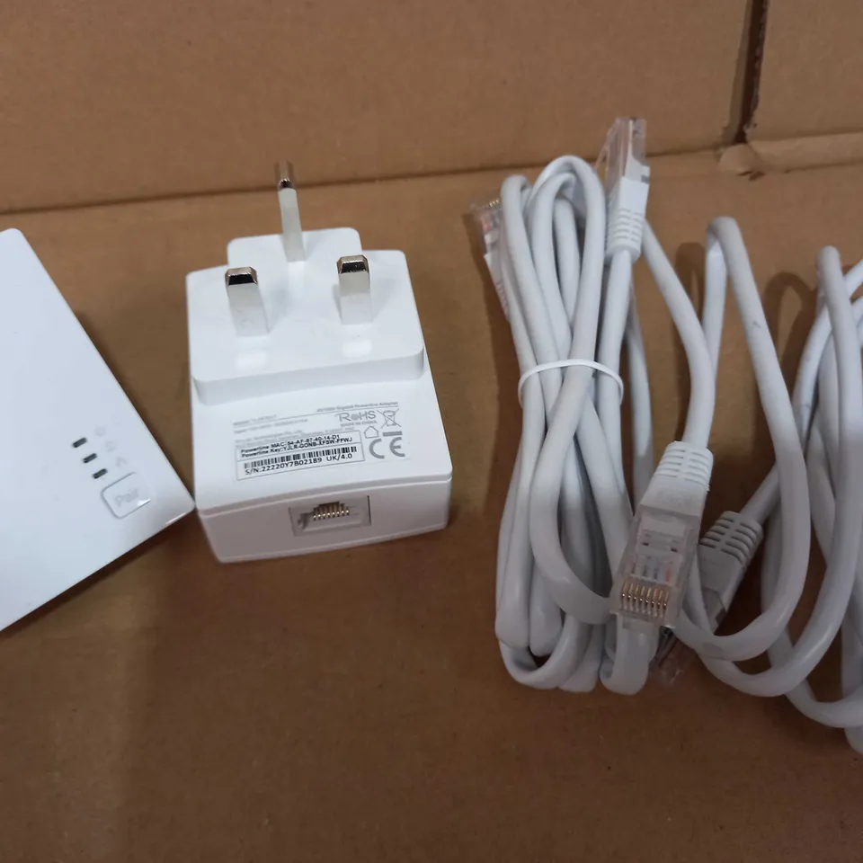 TP-LINK GIGABIT POWERLINE STARTER KIT