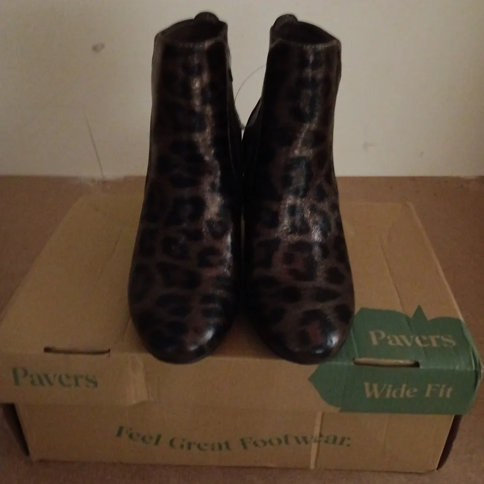 BOXED PAIR OF PAVERS ANIMAL PRINT HEELS IN BROWN - UK 6