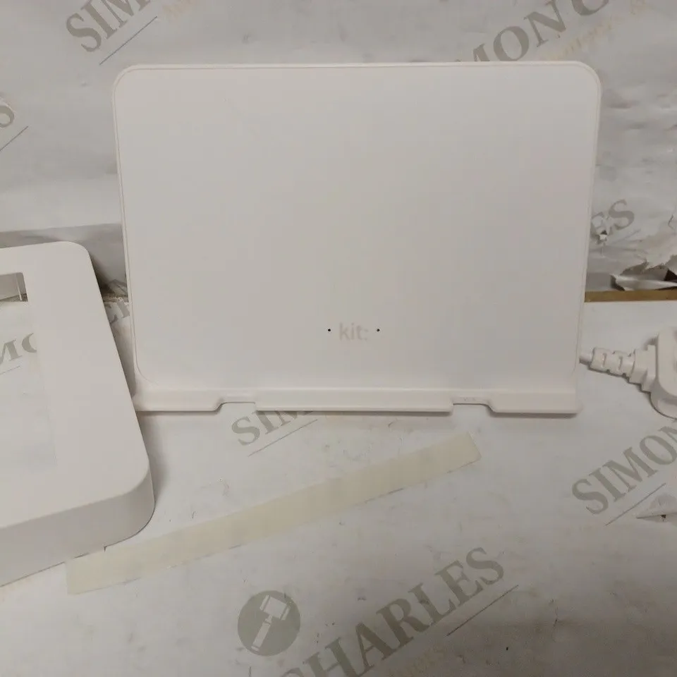 WIRELESS WALL CHARGER