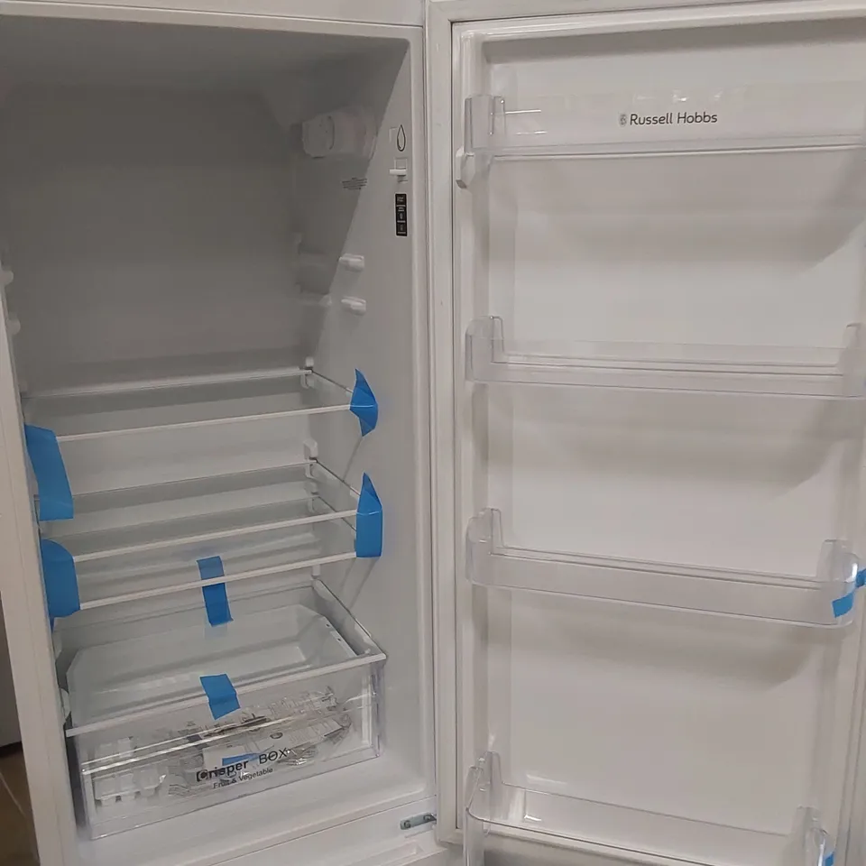 RUSSELL HOBBS RH54FF180 FRIDGE-FREEZER FREESTANDING 288L WHITE - UNPROCESSED RAW RETURN