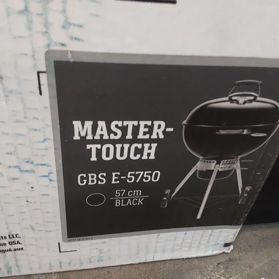 BOXED WEBER MASTER TOUCH GBS E-5750 CHARCOAL BBQ 57cm BLACK 