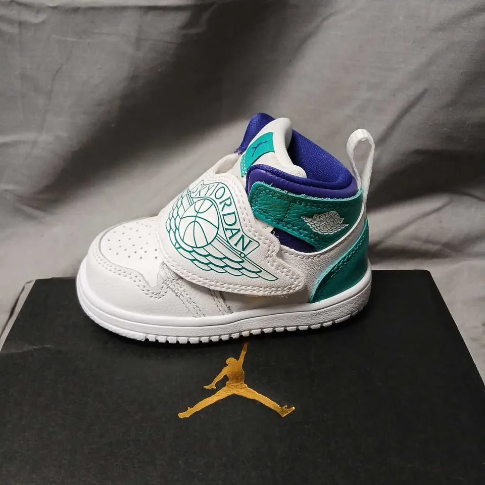 JORDAN SKY JORDAN 1 TD TODDLER SNEAKERS – WHITE/GRAPE ICE/NEW EMERALD SIZE 4.5