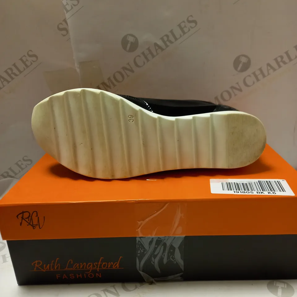 RUTH LANGSFORD BLACK WEDGE TRAINERS - SIZE 6
