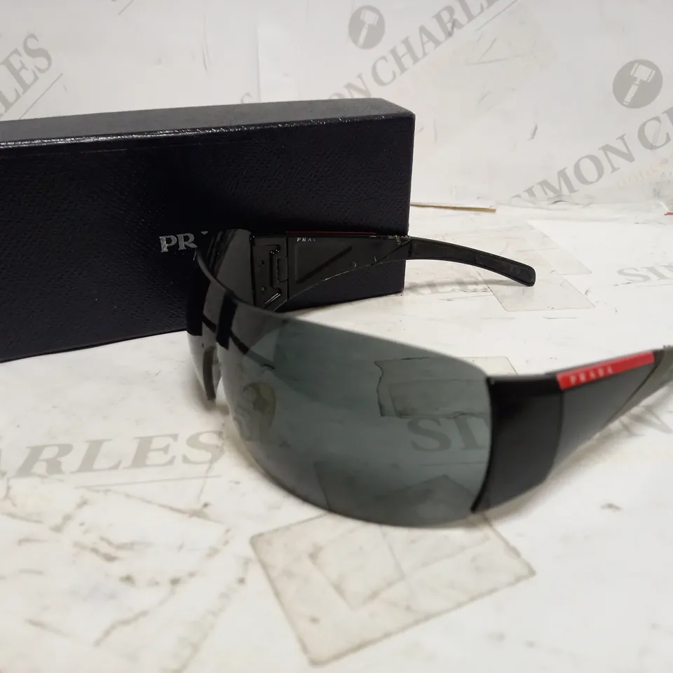 PRADA-STYLE SPORT SUNGLASSES