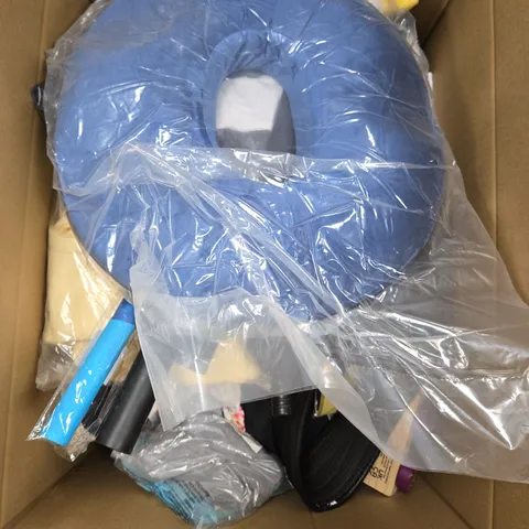 APPROXIMATELY 15 ASSORTED HOUSEHOLD PRODUCTS TO INCLUDE CUSHION, CLOTHING, BACKPACK ETC 